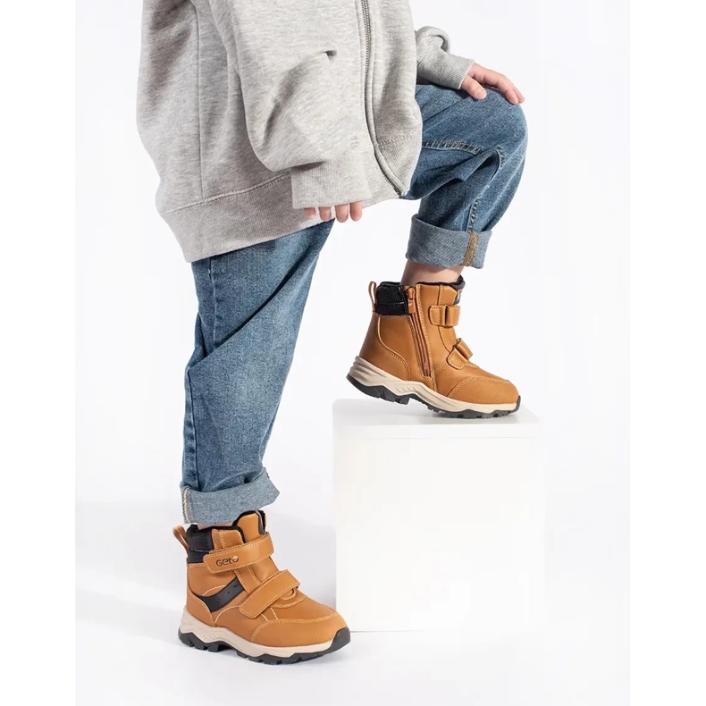 Zateplené chlapecké kotníkové boty na suchý zip hnědý 1