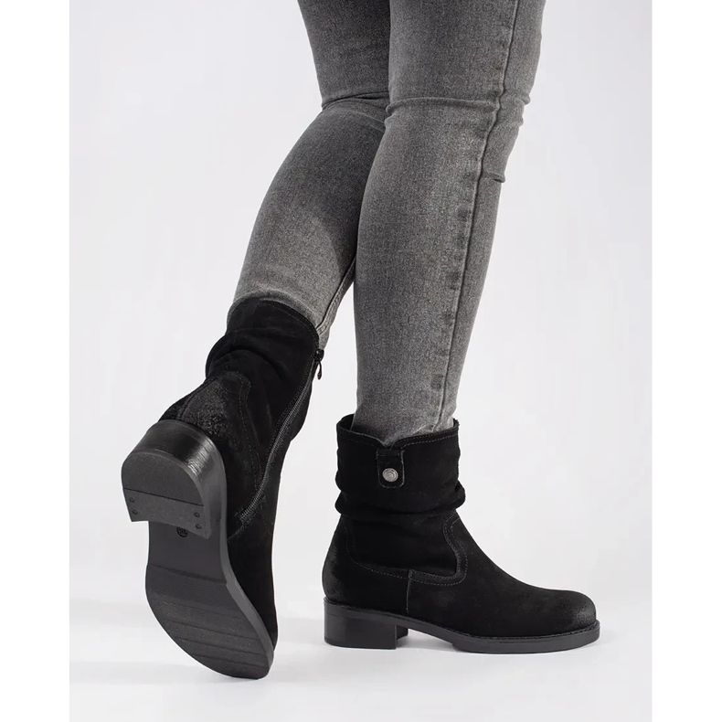 Černé kotníkové boty s nařaseným koženým svrškem Sergio Leone černá 1