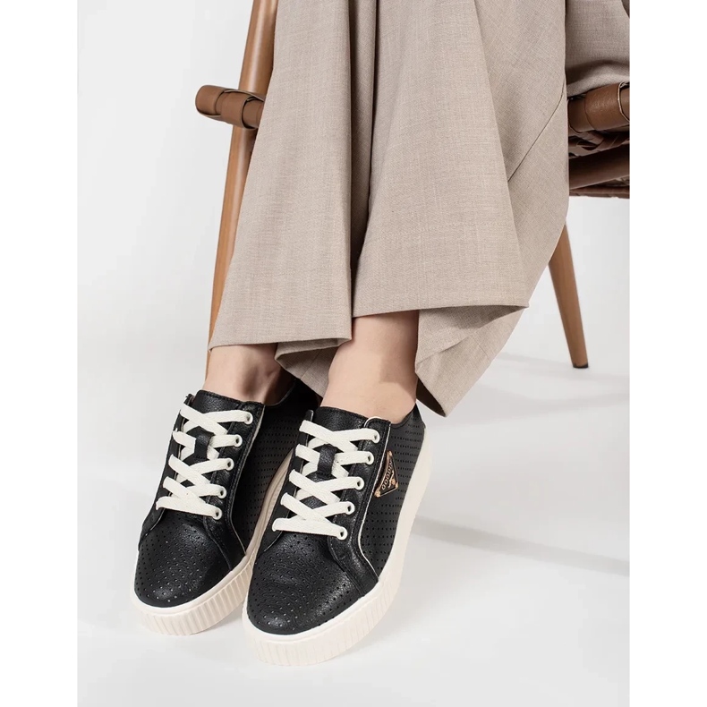 Goodin Na plošině černé kožené tenisky černá 2