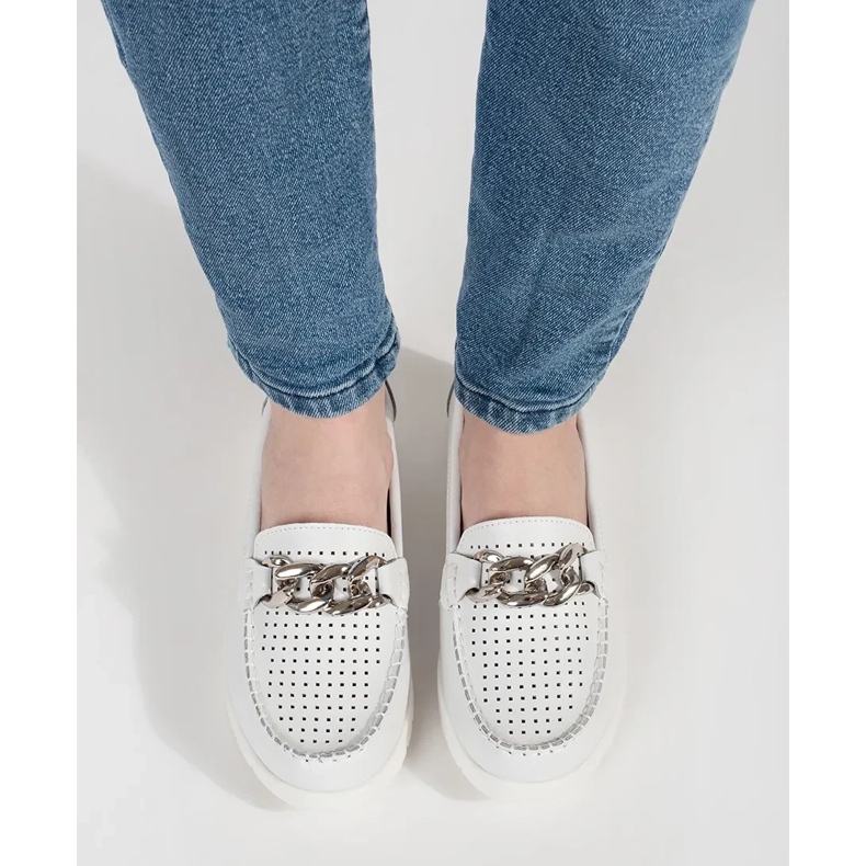 Goodin Kožené bílé mokasíny s řetězem na platformě bílý 1