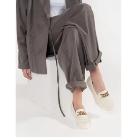 Goodin Kožené lehké béžové mokasíny s řetězem na platformě béžový 2