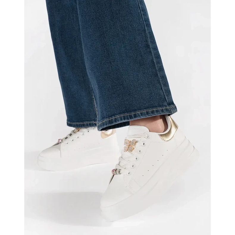 Bílé tenisky na platformě s kolíkem bílý 1