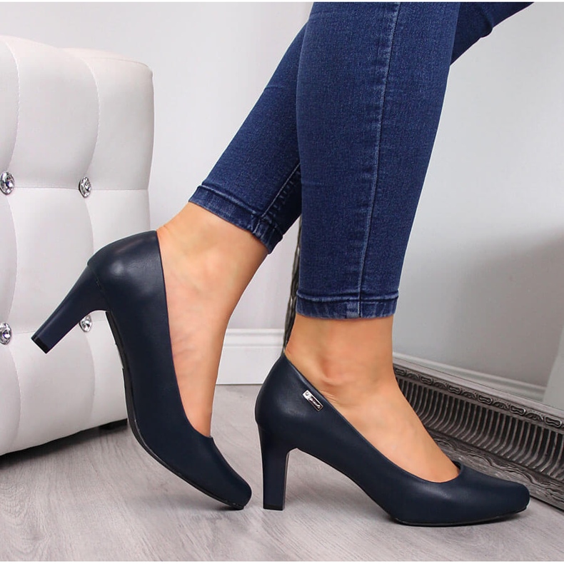 Čerpadla na Sergio Leone Navy Blue Post modrý 2