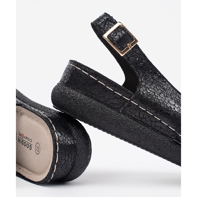 Goodin Černé sandály s koženou stélkou černá 1