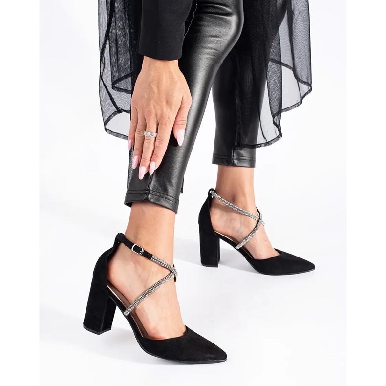 Semišové černé lodičky s flitry černá 2