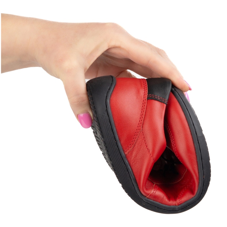 Kampol Bosé minimalistické kožené boty 500/39 červené 2