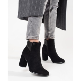 Goodin Černé semišové kotníkové boty černá 2