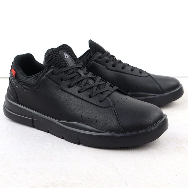 Pánské kožené sportovní boty Black McArthur MC19 černý 1