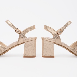 Goodin Zlaté lesklé sandály na sloupku zlatý 1 Goodin Zlaté lesklé sandály na sloupku zlatý 1