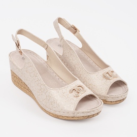 Goodin Béžové klínové sandály s sponou béžový 1 Goodin Béžové klínové sandály s sponou béžový 1