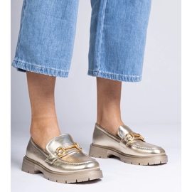 Zlaté elegantní mokasíny s dekorací zlatý 1 Zlaté elegantní mokasíny s dekorací zlatý 1