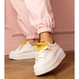 Bílé hnědé sportovní tenisky na platformě bílý 1