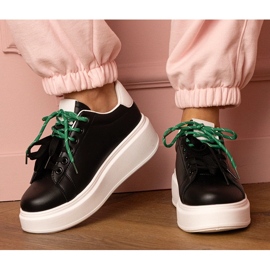 Černé sportovní tenisky na platformě černý 1