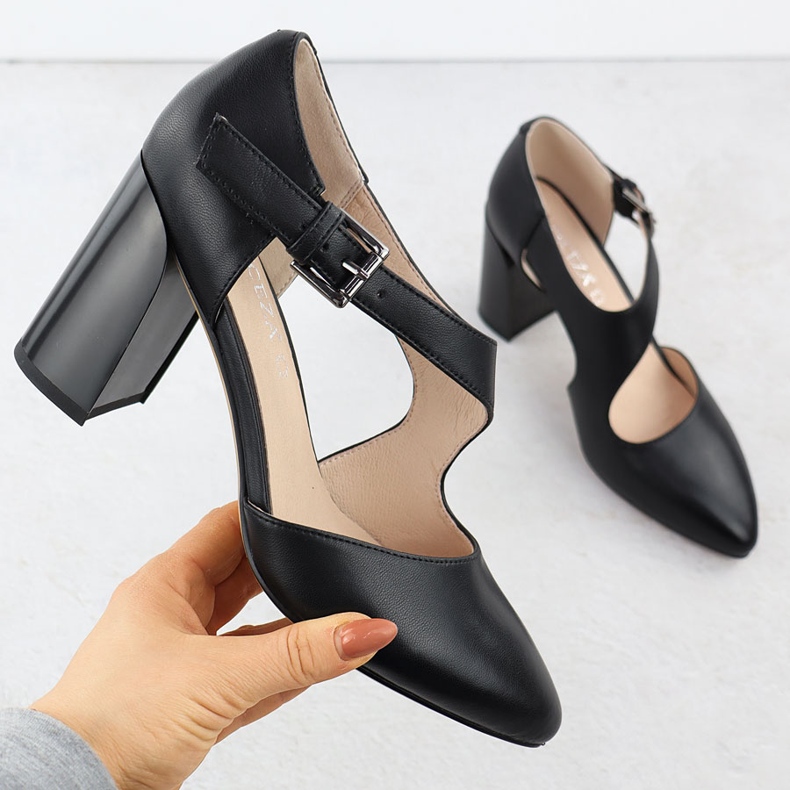 Kožená čerpadla na sloupových botách s černým pásem Vinceza 91133 černá 1