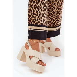 Dámské sandály na sloupku a platformě s ekologickou koženou světle modrou béžový 2