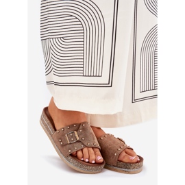 Dámské pantofle na platformě s čepy spony a khaki béžový 1 Dámské pantofle na platformě s čepy spony a khaki béžový 1