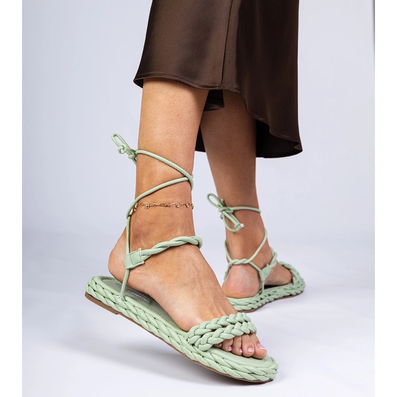 Zelené dámské sandály pletené zelená 1