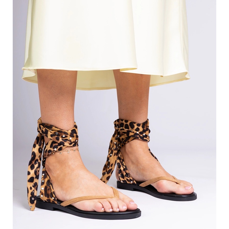 Panther sandály jako flip -flops svázané kolem nohy hnědý 1