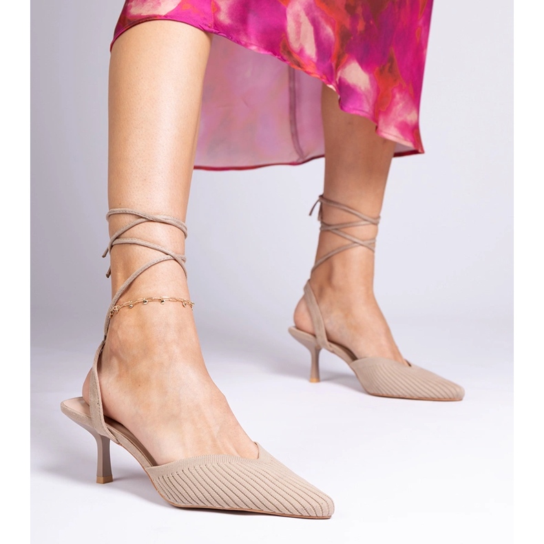 Hnědá materiálová čerpadla na vysoké patě s otevřeným hnědý 1