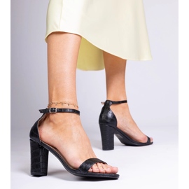 Černé sandály na sloupku černý 2