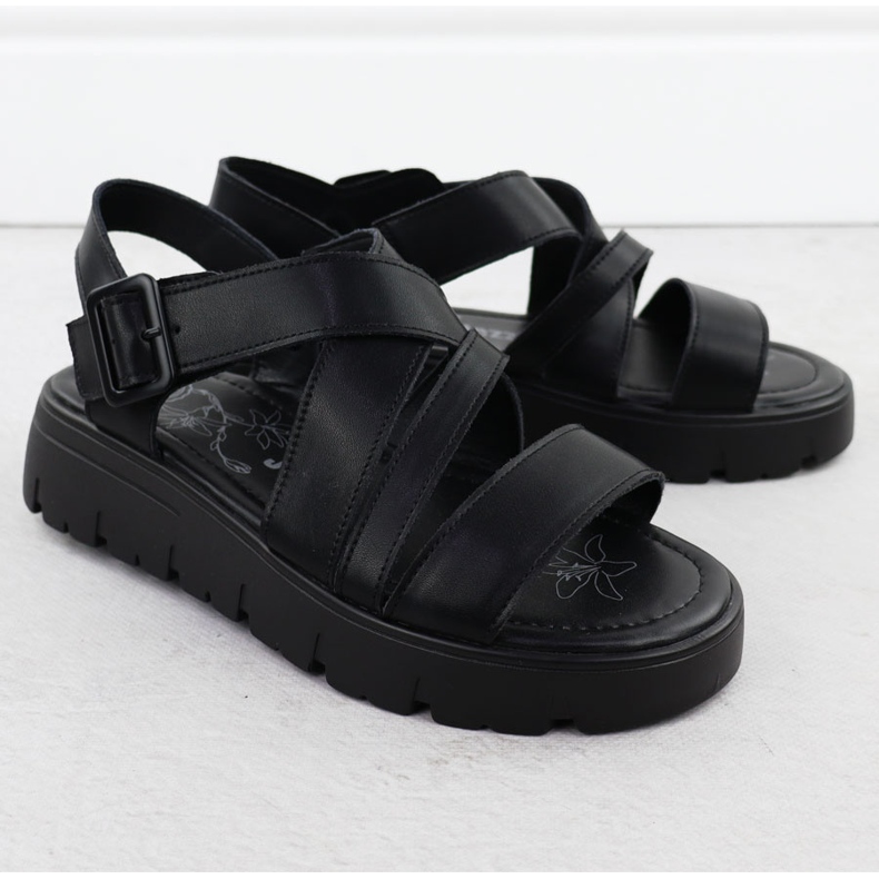 Dámské kožené sandály na platformě Roman Black Jezzi 8716 černý 2