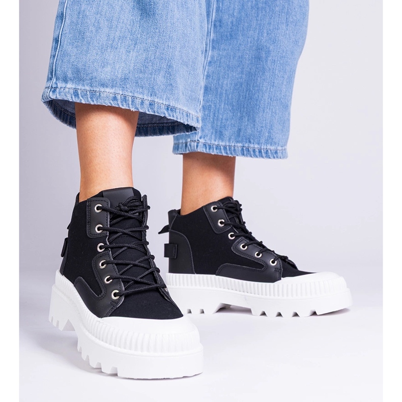 Inna Černé vysoké tenisky na platformě Grotta černá 1