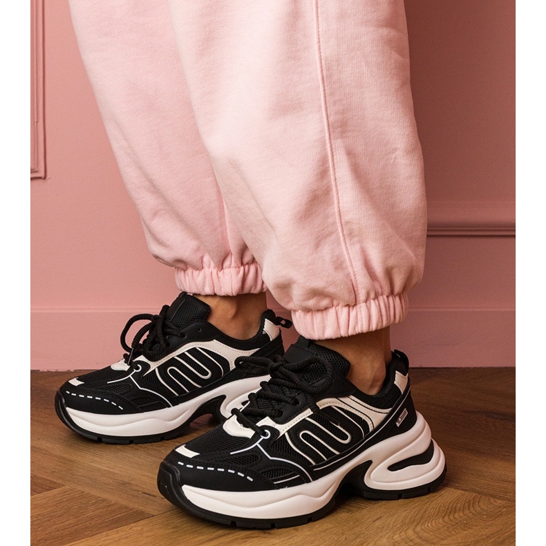 Sportovní tenisky černé tenisky černá 2 Sportovní tenisky černé tenisky černá 2