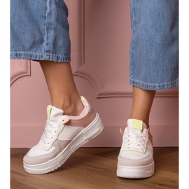 Bílé a šedé sportovní tenisky na PLATFOTM šedá 1