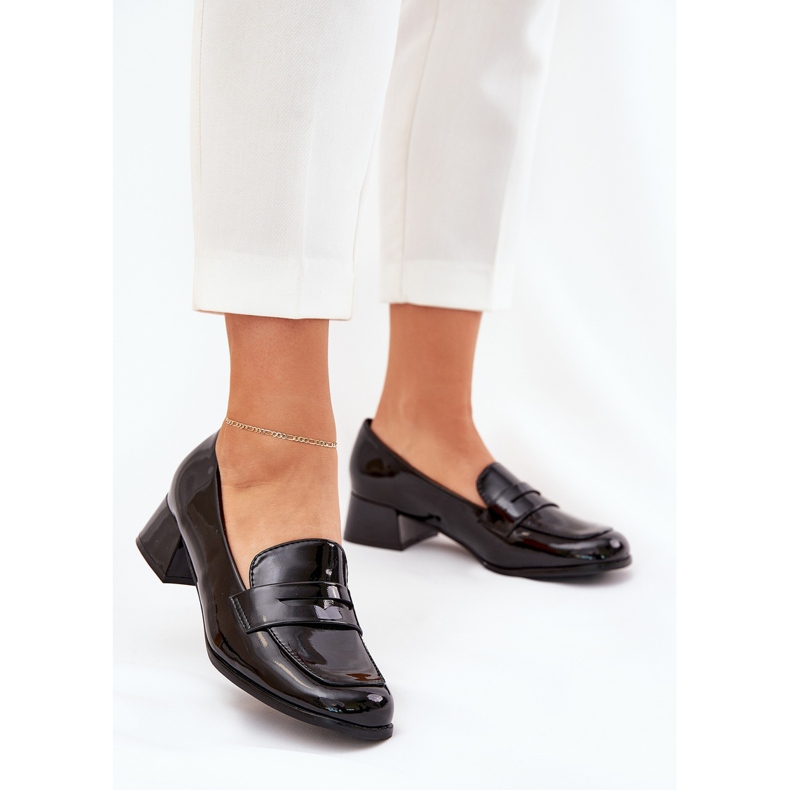 Černá čerpadla s nízkým obsahem černý 1