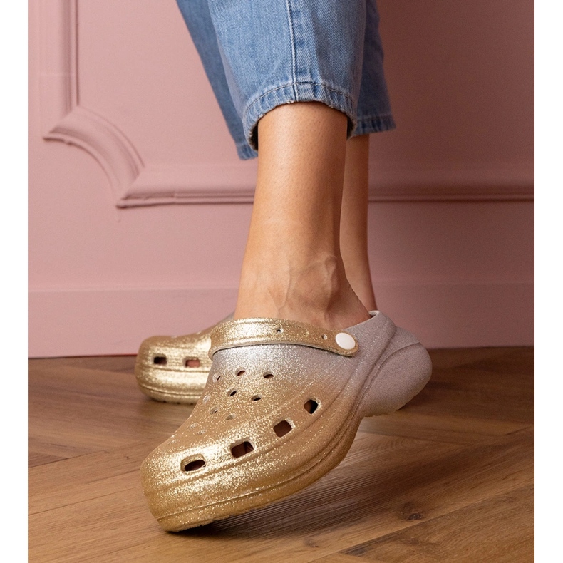 Zlato-stříbrné sestavené žabky na platformě stříbrný 1