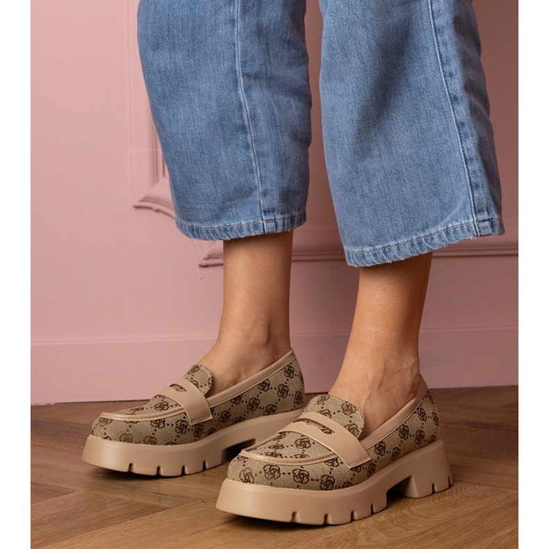 Dámské hnědé mokasíny s výšivkou hnědý 1