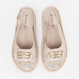 Goodin Ploché sandály s dekorací Taupe béžový 2 Goodin Ploché sandály s dekorací Taupe béžový 2