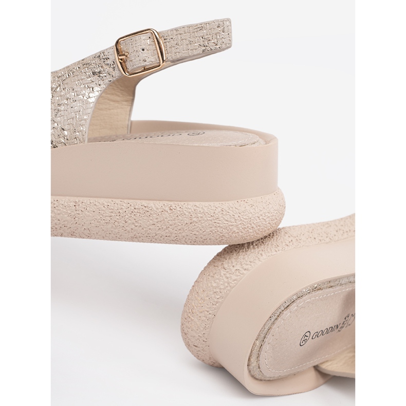 Goodin Ploché sandály s dekorací Taupe béžový 1 Goodin Ploché sandály s dekorací Taupe béžový 1