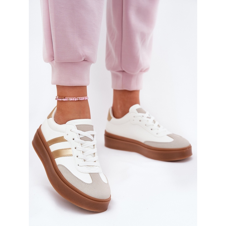 Evento Dámské tenisky na platformě s ekologickou koženou bílou a zlatou bílý 2