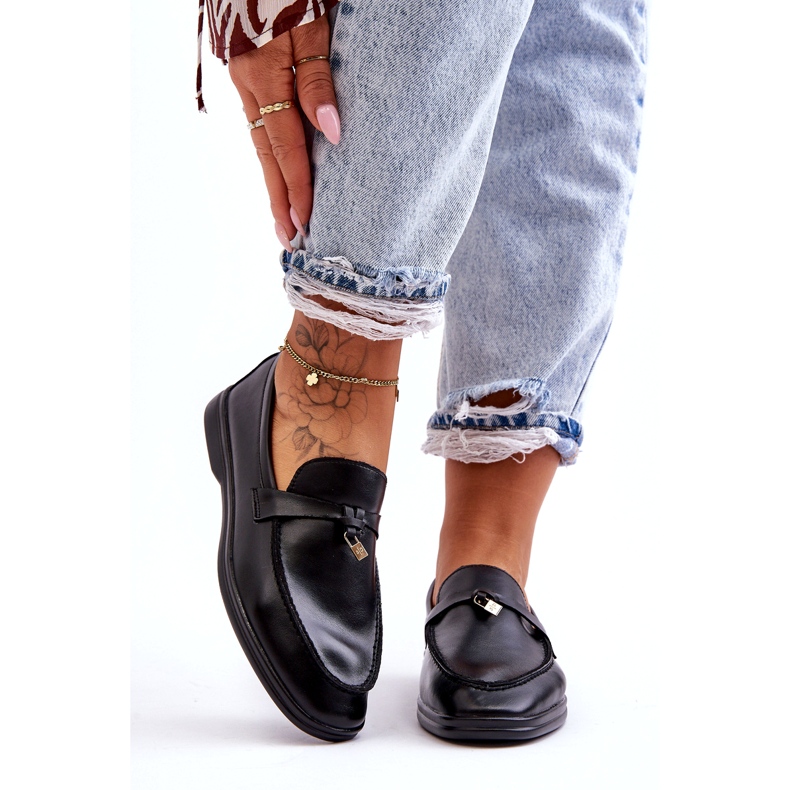 Dámské černé mokasíny s dekorativním zámkem černá 4