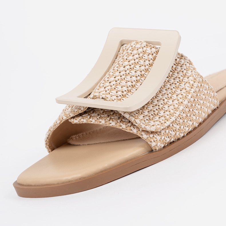 Goodin Tedeedovy klapky na ploché béžové podrážce béžový 1 Goodin Tedeedovy klapky na ploché béžové podrážce béžový 1