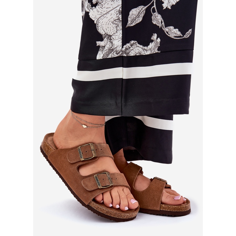 Big Star Dámské semišové žabky s velkou hvězdou RR274A394 Hnědé přezky hnědý 1