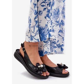 Jezzi Dámské sandály s dekorativní květinou černou černá 1