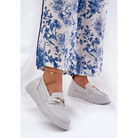 Vinceza Dámské kožené mokasíny se zlatým detailem Vincez 88007 Světle šedá bílý 2 Vinceza Dámské kožené mokasíny se zlatým detailem Vincez 88007 Světle šedá bílý 2