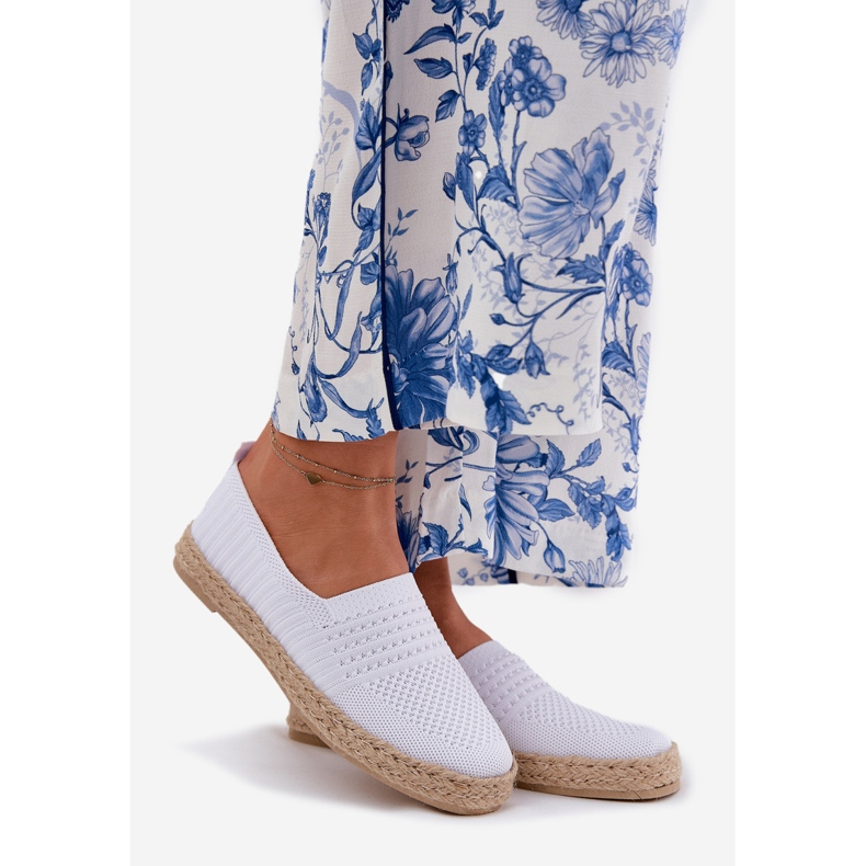Dámský espadrilles s Vinceza Braid 13624 bílý 1 Dámský espadrilles s Vinceza Braid 13624 bílý 1
