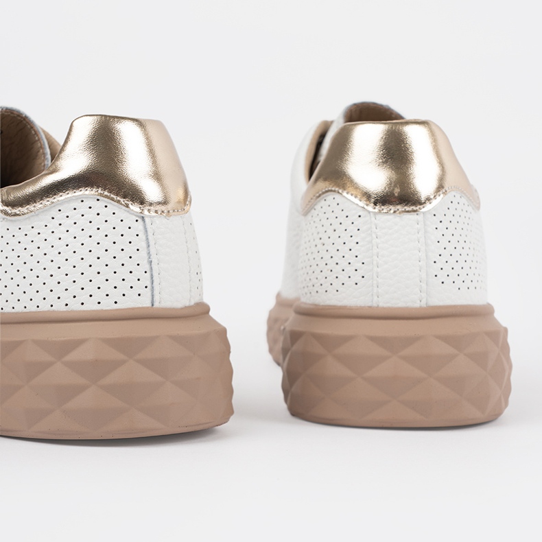 Bílé a béžové tenisky s koženými kolíky Sergio Leone bílý 1