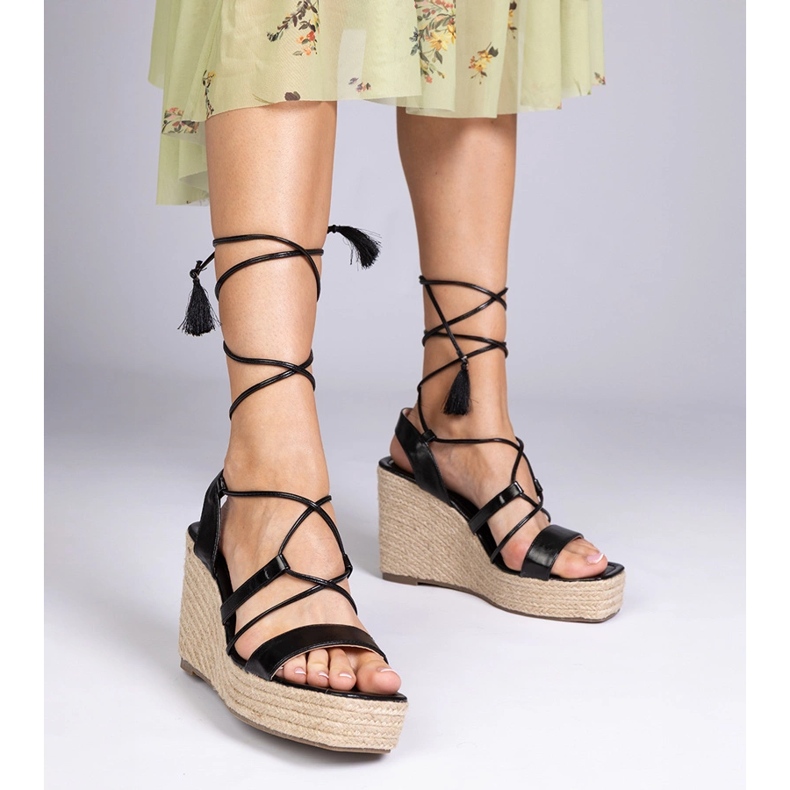 Černé sandály espadrilles na klínu černá 1