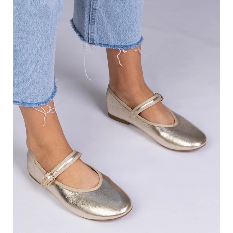 Zlaté dámské baleríny se sponou zlatý 1