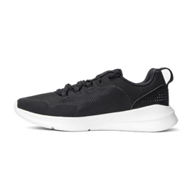 Under Armour UA účtoval pronásledování 4 3028254-001 boty černý 1