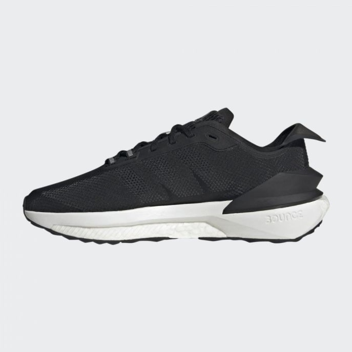 Boty Adidas Avryn HP5968 černý 1