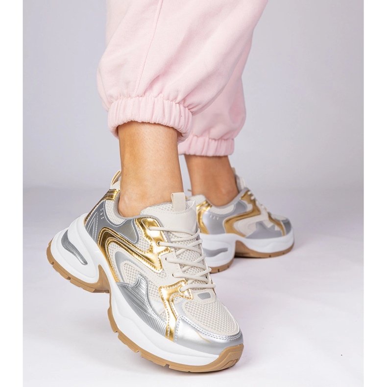 Zlaté sportovní tenisky na husté podrážce zlatý 1