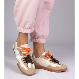 Tenisky béžové tenisky s barevnými tkaničkami béžový 2