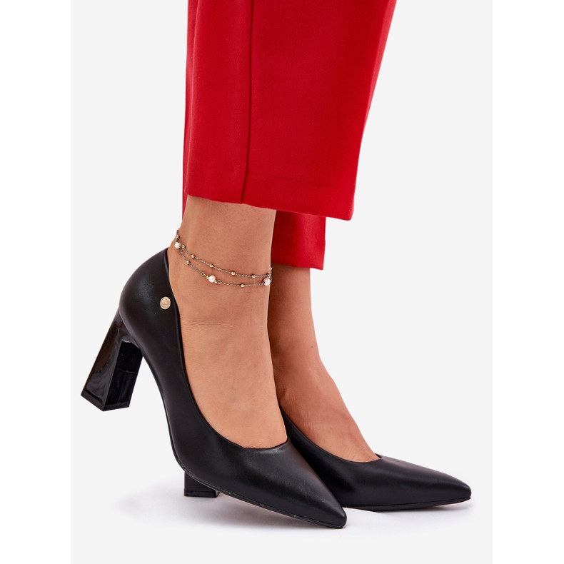 Elegantní čerpadla na černém stánku Vinceza 62221 černá 1