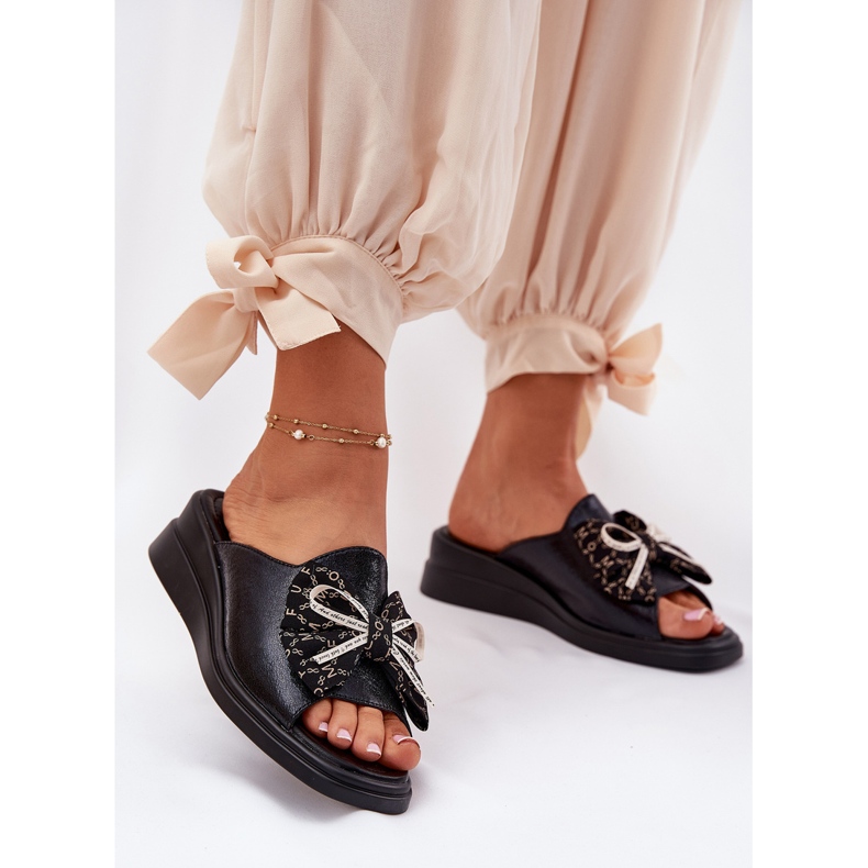 Jezzi Dámské klíny na klínu s černým lukem černá 2