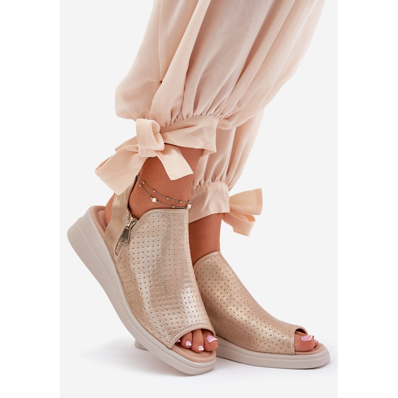 Jezzi Dámské sandály na zlatém klínu zlatý 1